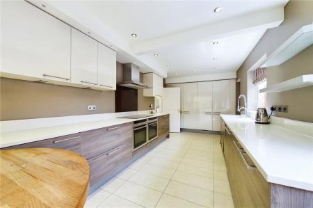 House Impstone Road in Basingstoke and Deane