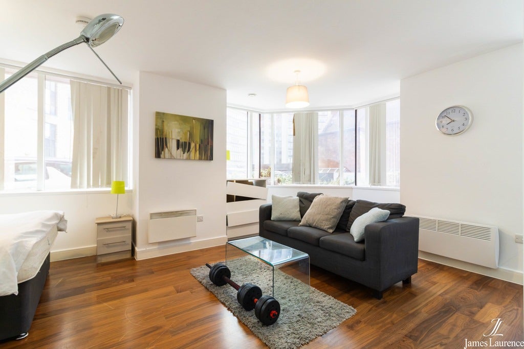Flat Hagley Road in Birmingham