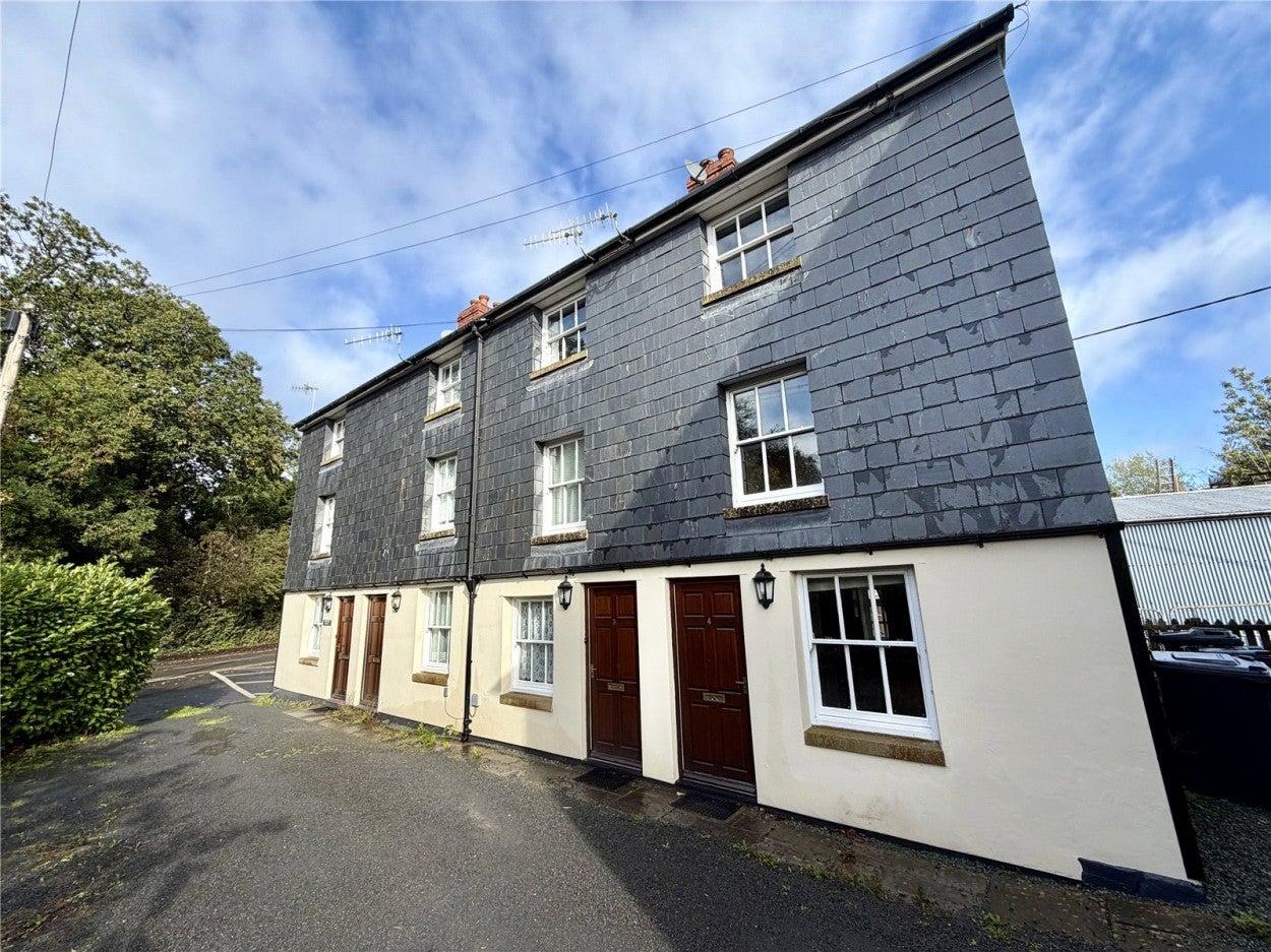 House Smithfield Terrace in Llanidloes