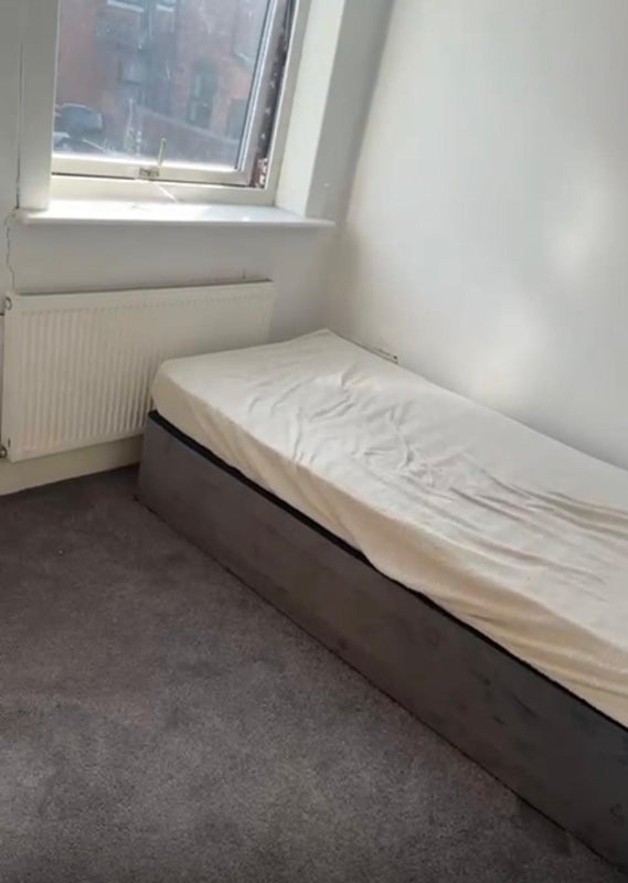 Room Driffield Street in Salford