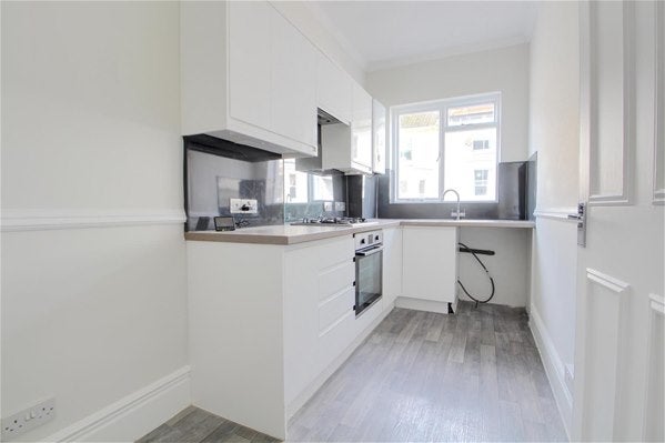 Flat Lansdowne Street in Hove