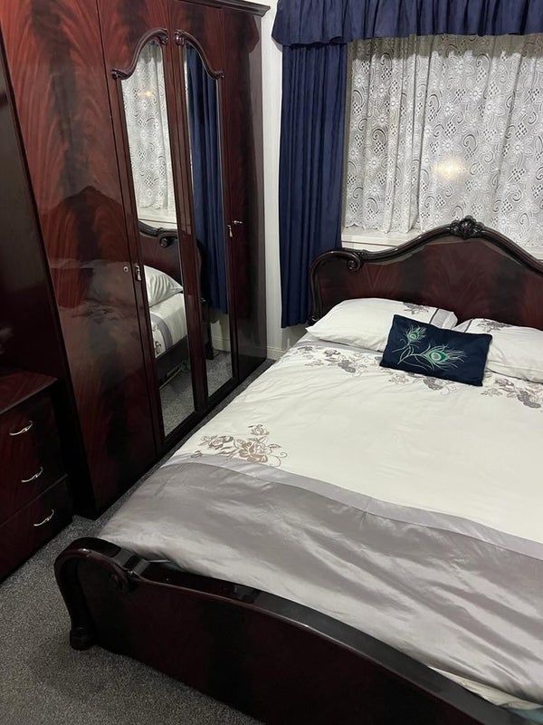 Room Beccles Street in Greater London