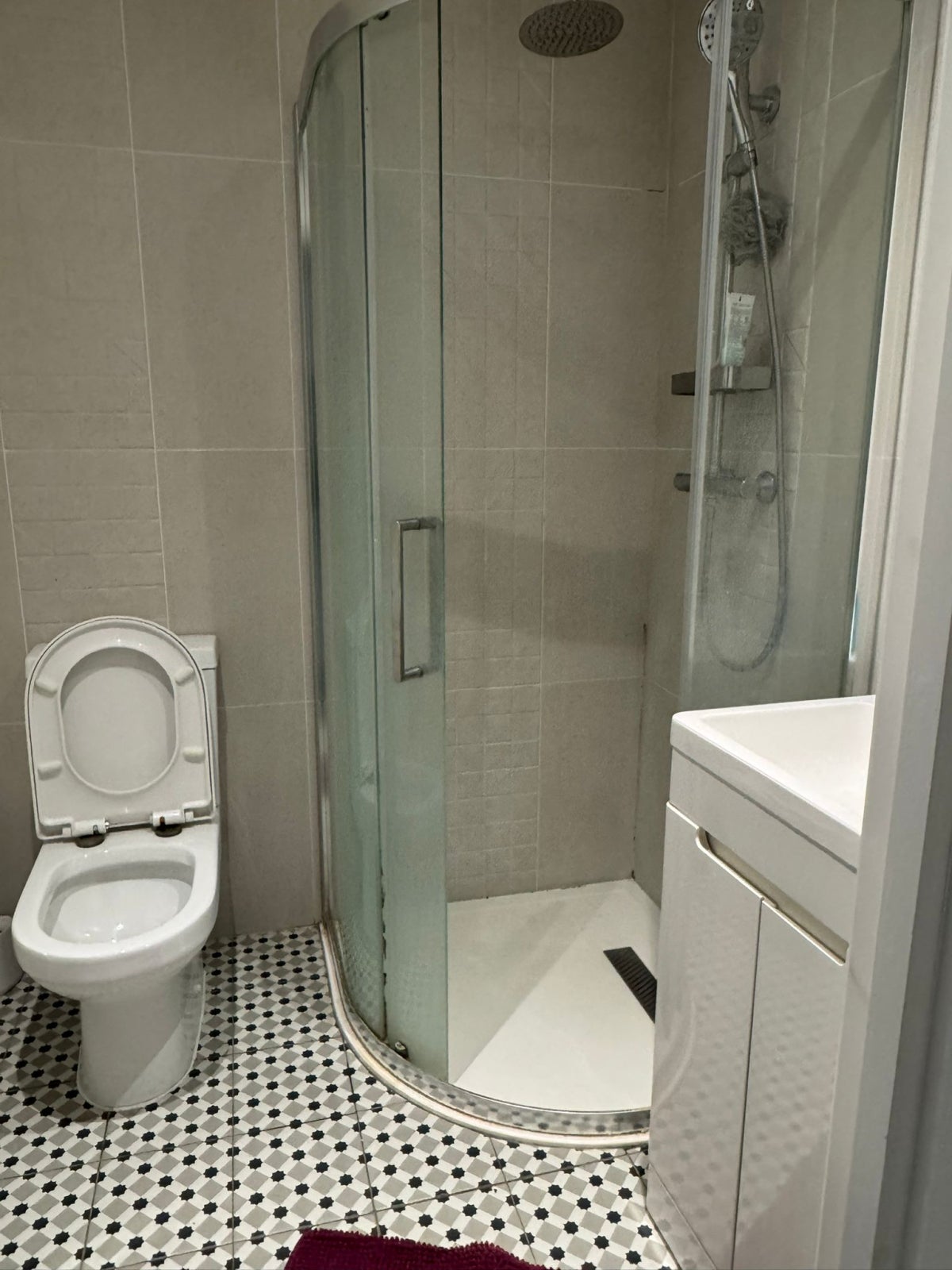Room Lechmere Avenue in Epping Forest