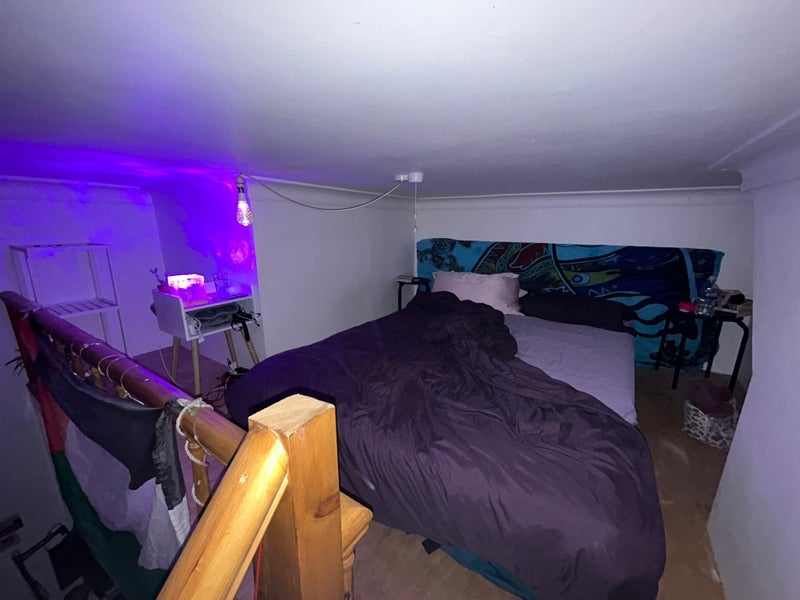 Room Clarence Road in Greater London