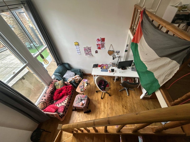 Room Clarence Road in Greater London