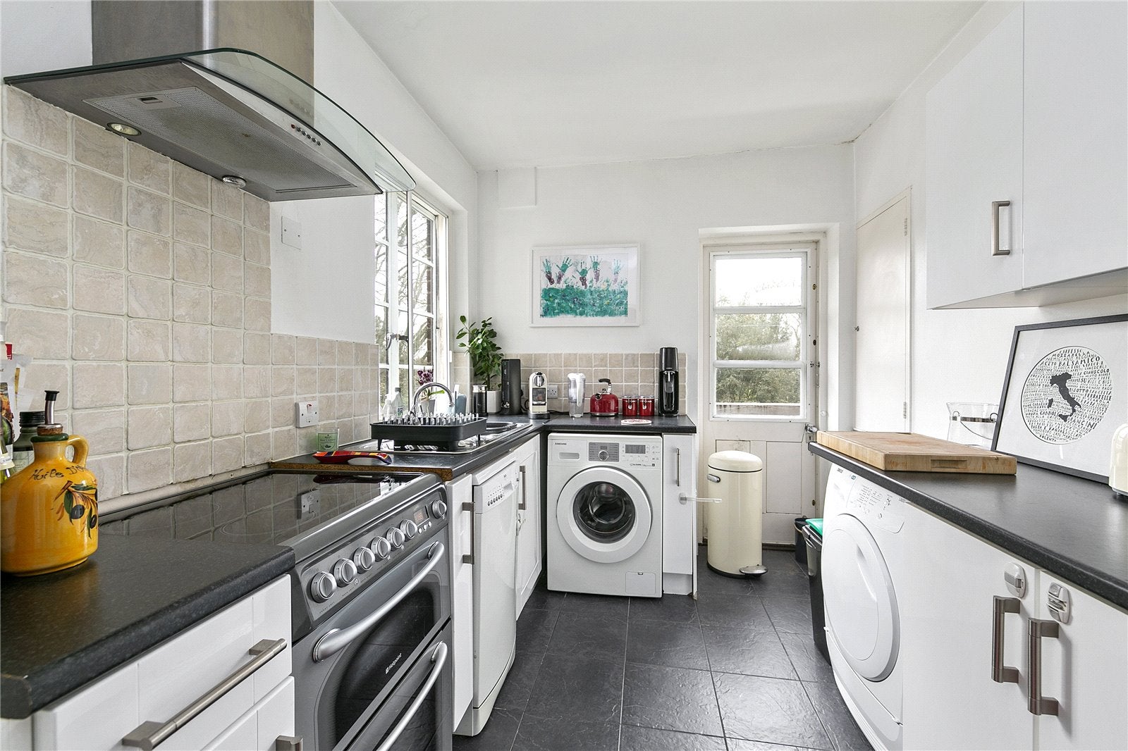 Flat Cambridge Park in Greater London