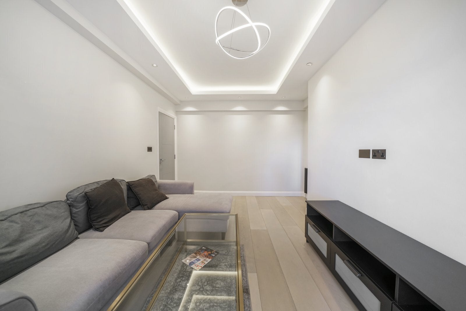 Flat Marylebone Road in City of Westminster