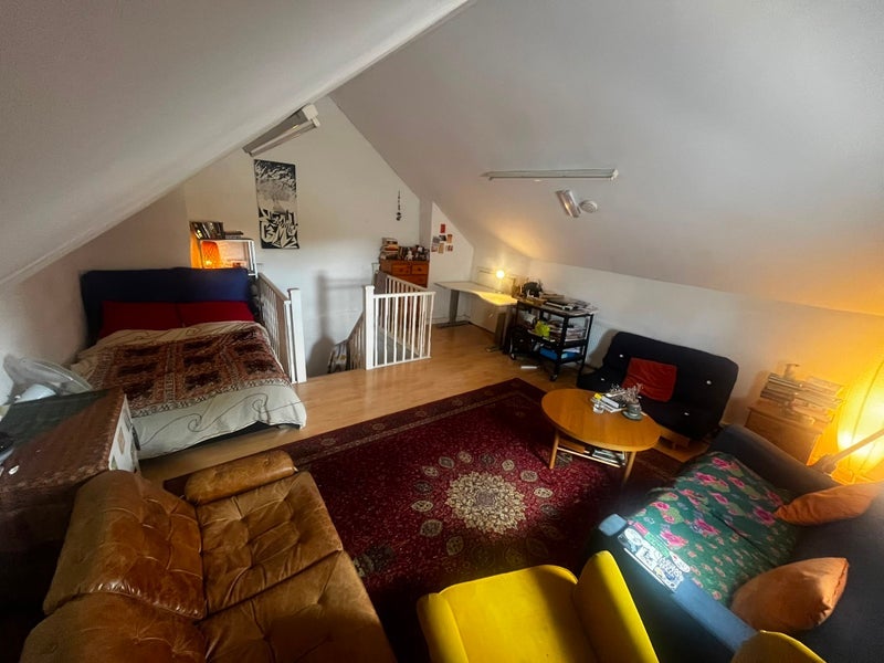 Room Brockley Road in Greater London