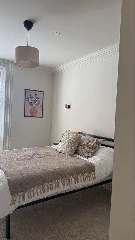 Room Bute Street in Cardiff