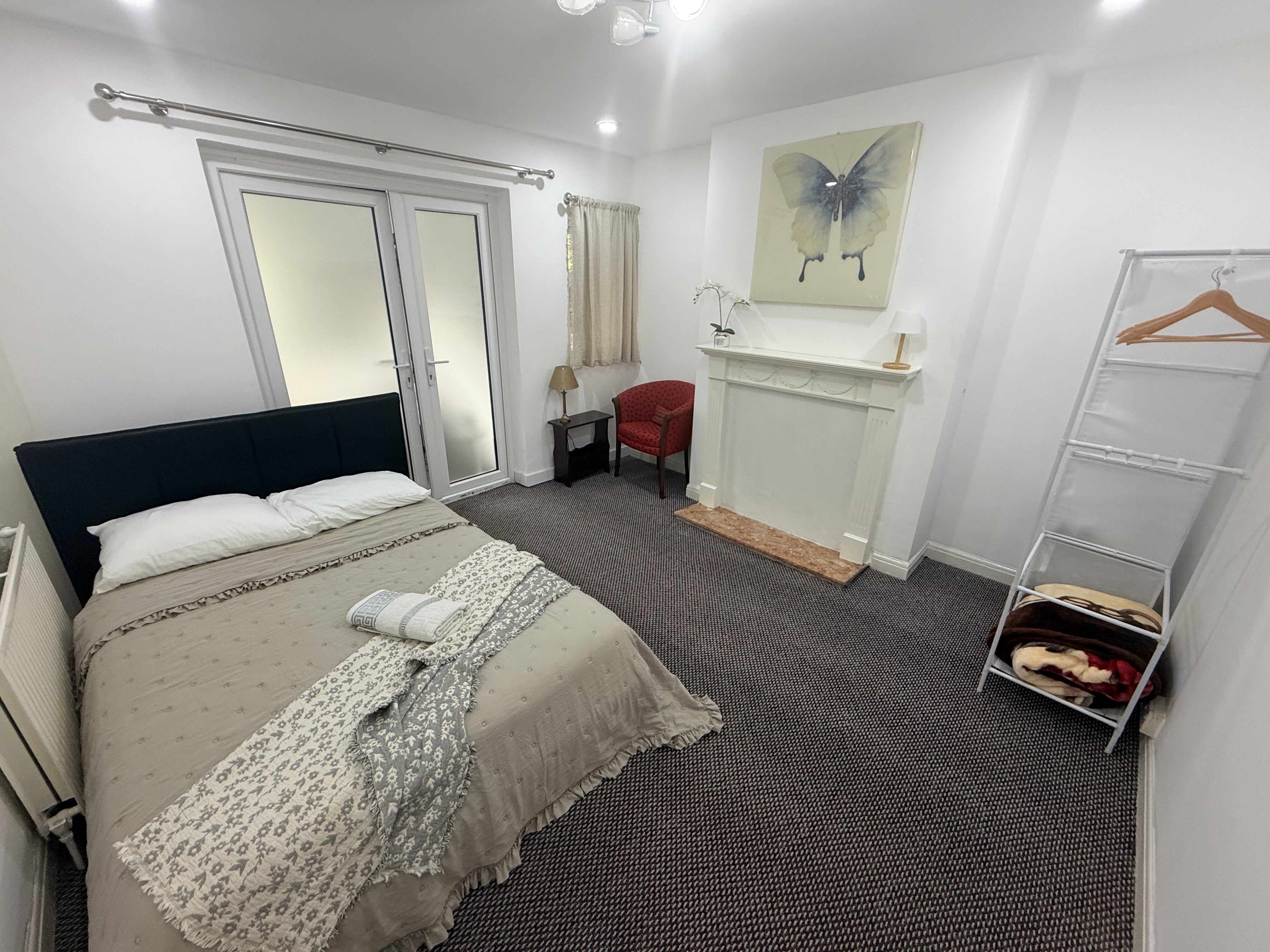 Room Bollin Drive in Trafford