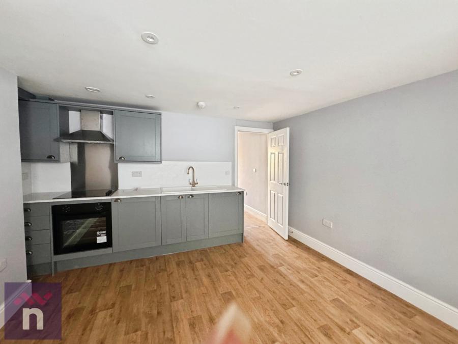 Flat Grosvenor Street in Cheltenham