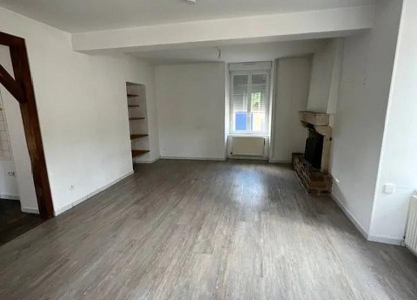 Flat Route des Aunais in Saint-Brice-sous-Rânes