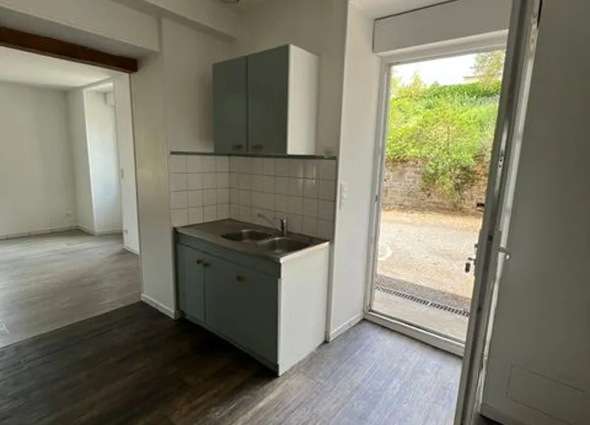 Appartement Route des Aunais à Saint-Brice-sous-Rânes