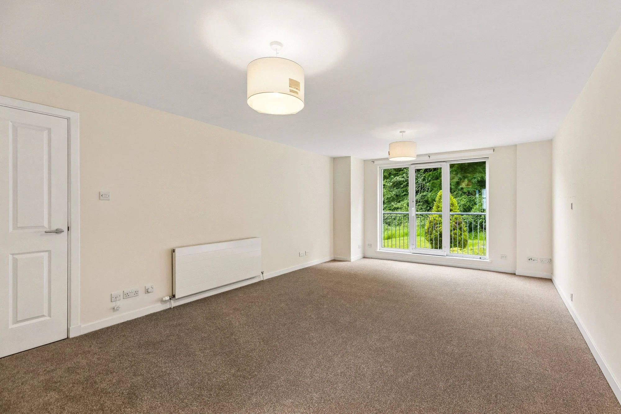Flat Canniesburn Quadrant in Bearsden