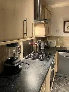 Room Chedington Avenue in Nottingham