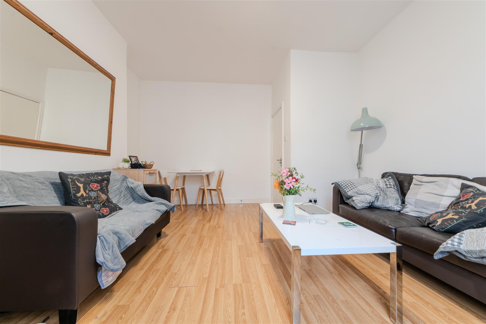 Flat Bath Street in Royal Leamington Spa