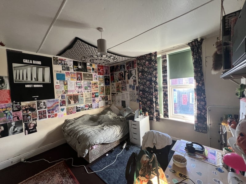 House Burchett Grove in Leeds