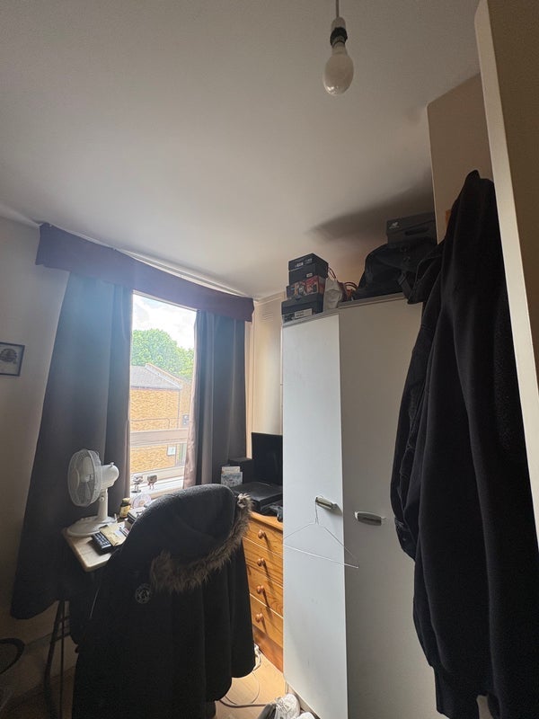 Room Siward Road in Greater London