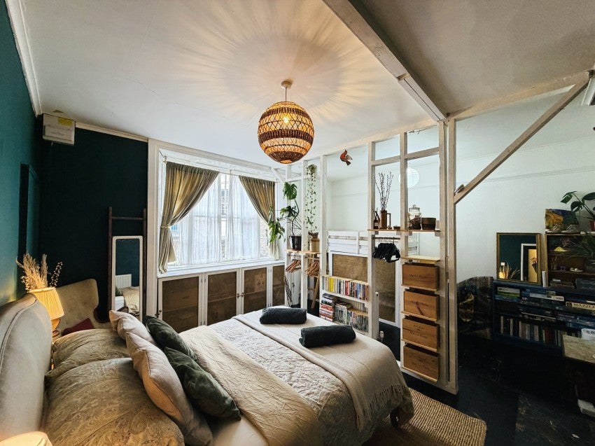 Flat Saracen Way in Penryn