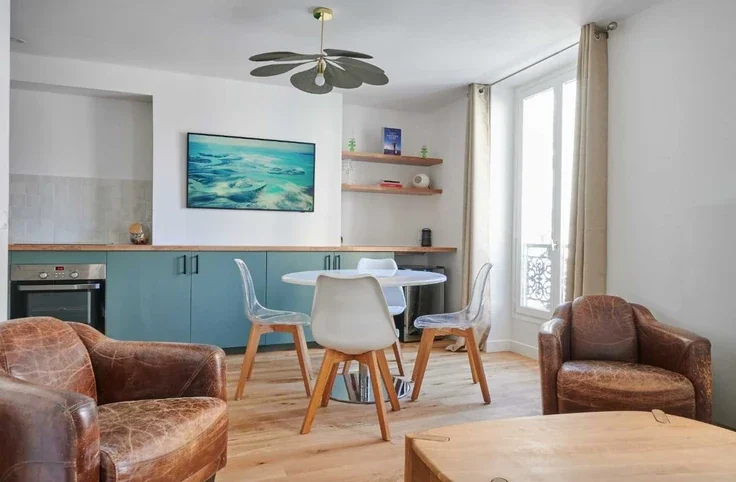 Appartement Rue d'Orsel à Paris