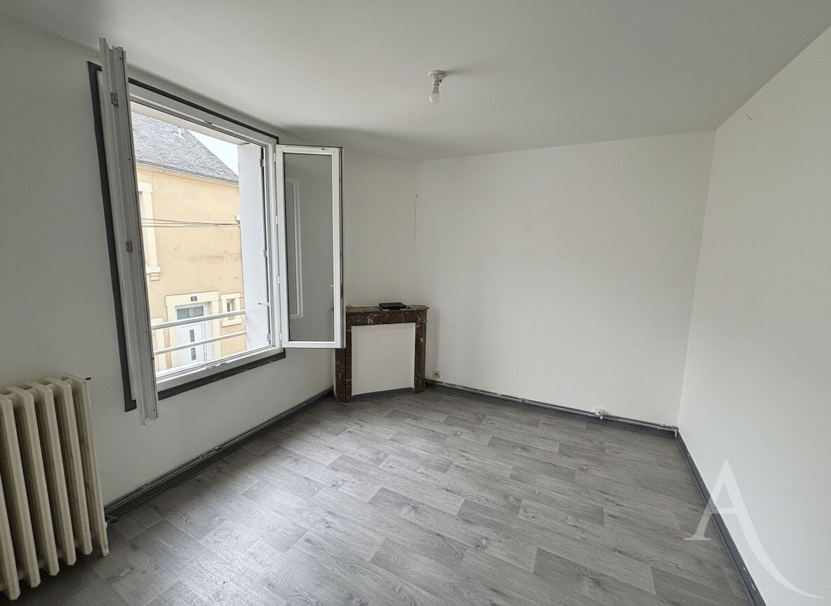 Flat Rue Rouget de Lisle in Châteauroux
