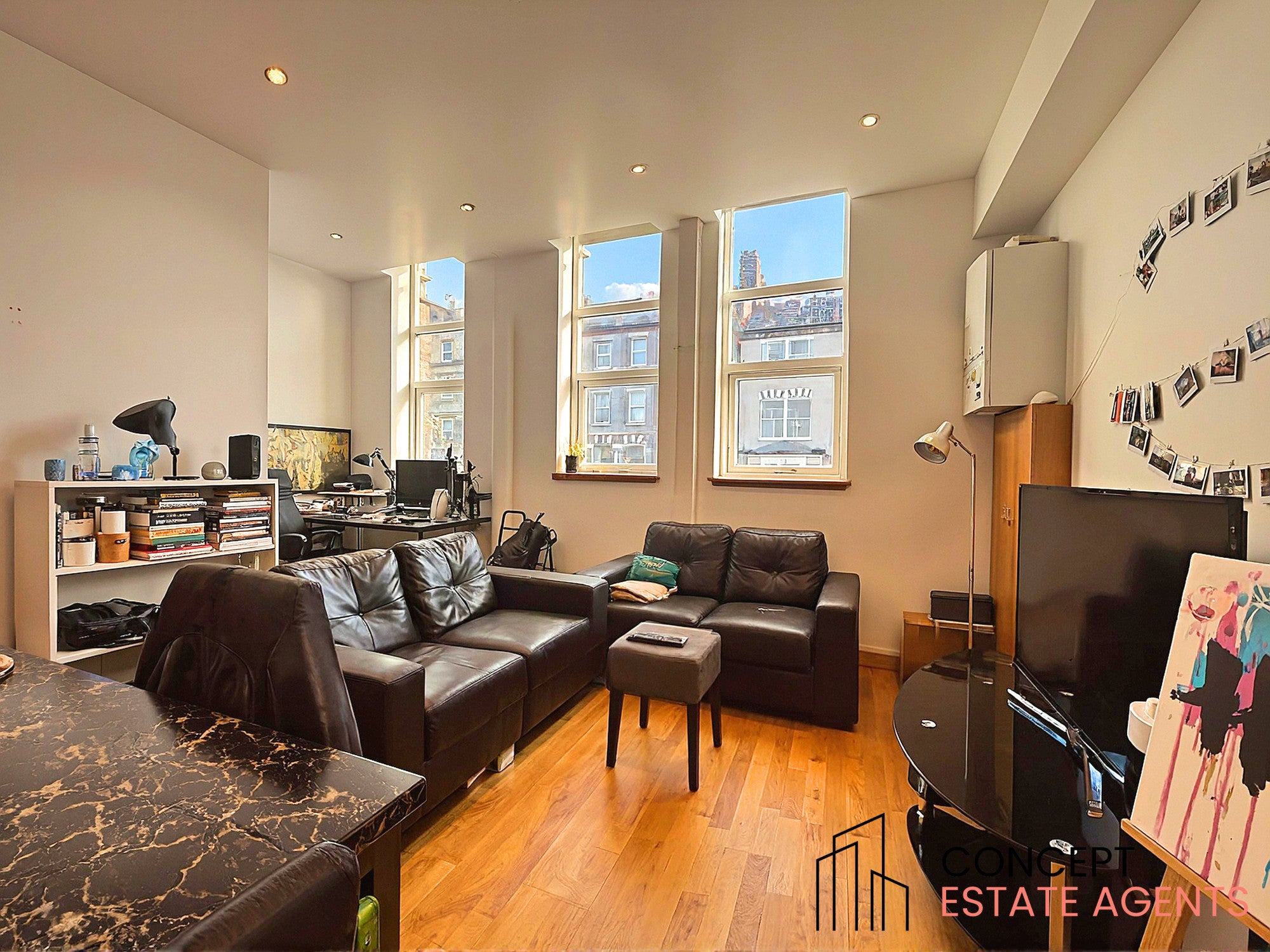 Flat Almeric Road in Greater London