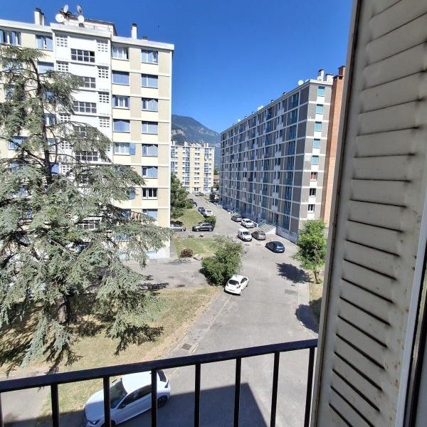 Flat Rue Marguerite Tavel in Fontaine