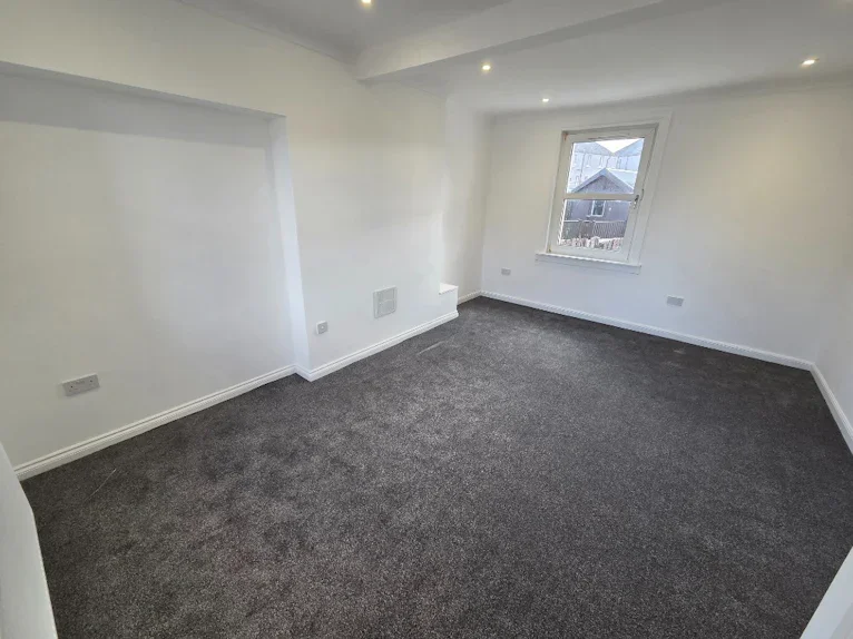 House Dunn Crescent in Coalburn