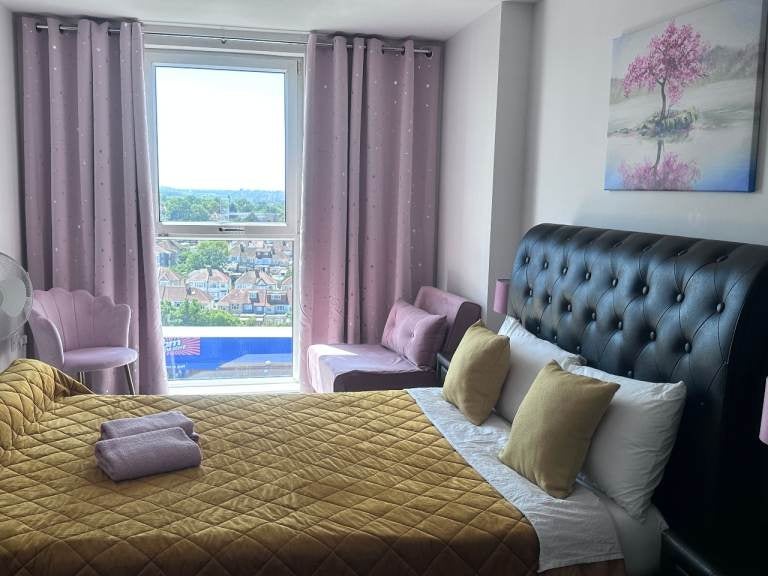 Flat The Hyde in Greater London
