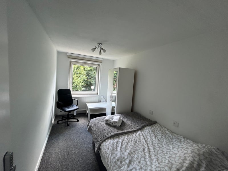 Room Bingfield Street in Greater London