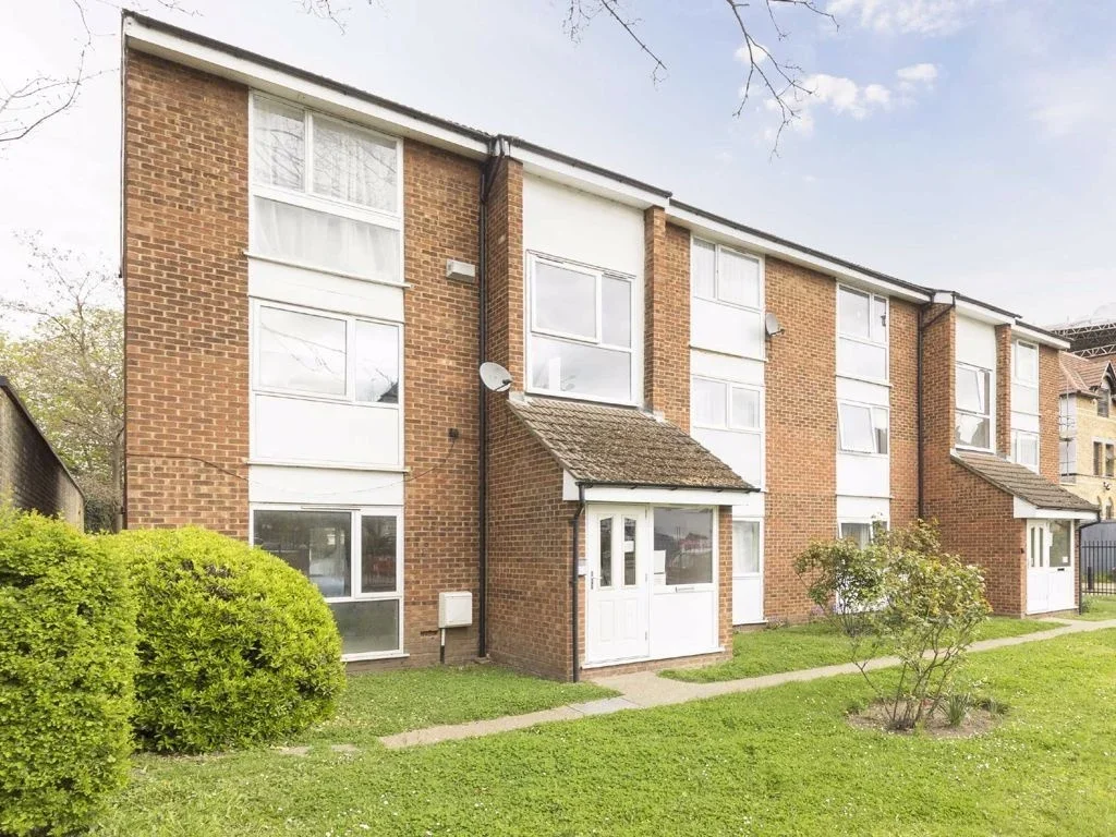Flat Romford Road in Greater London