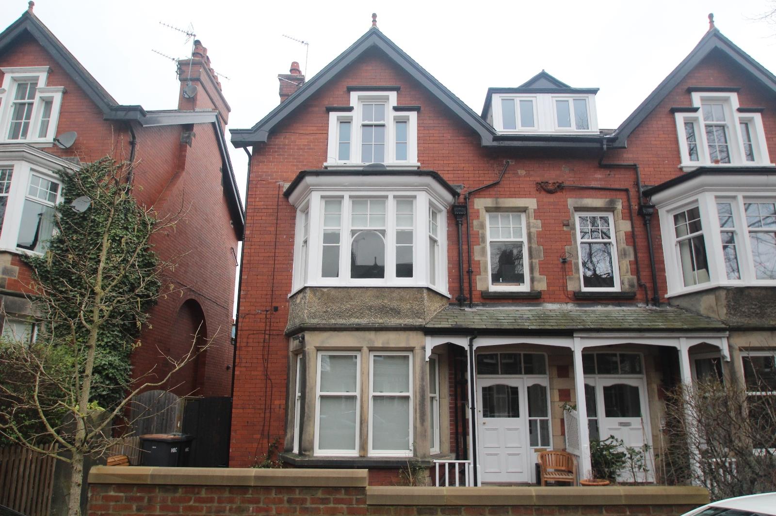 Flat St Marks Avenue in Harrogate