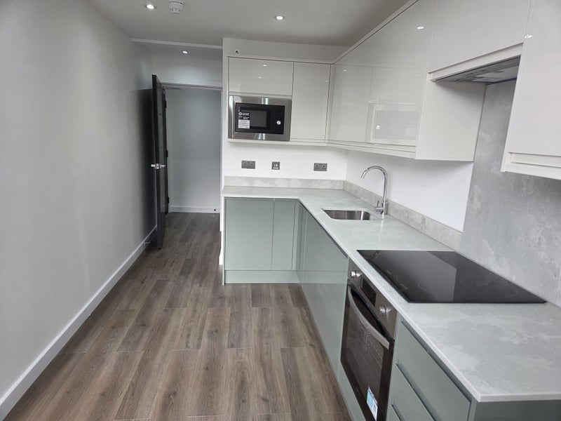 Flat Lea Bridge Road in Greater London