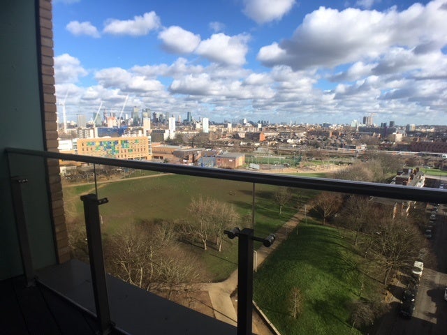 Flat Batavia Road in Greater London