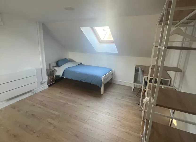 Room Rue Catherine de Lice in Amiens