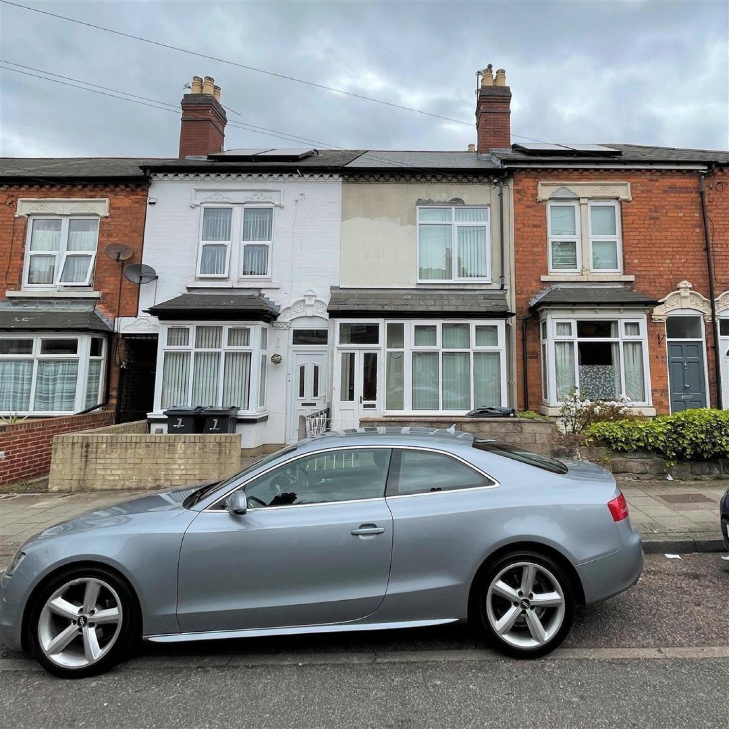 House Southfield Road in Birmingham