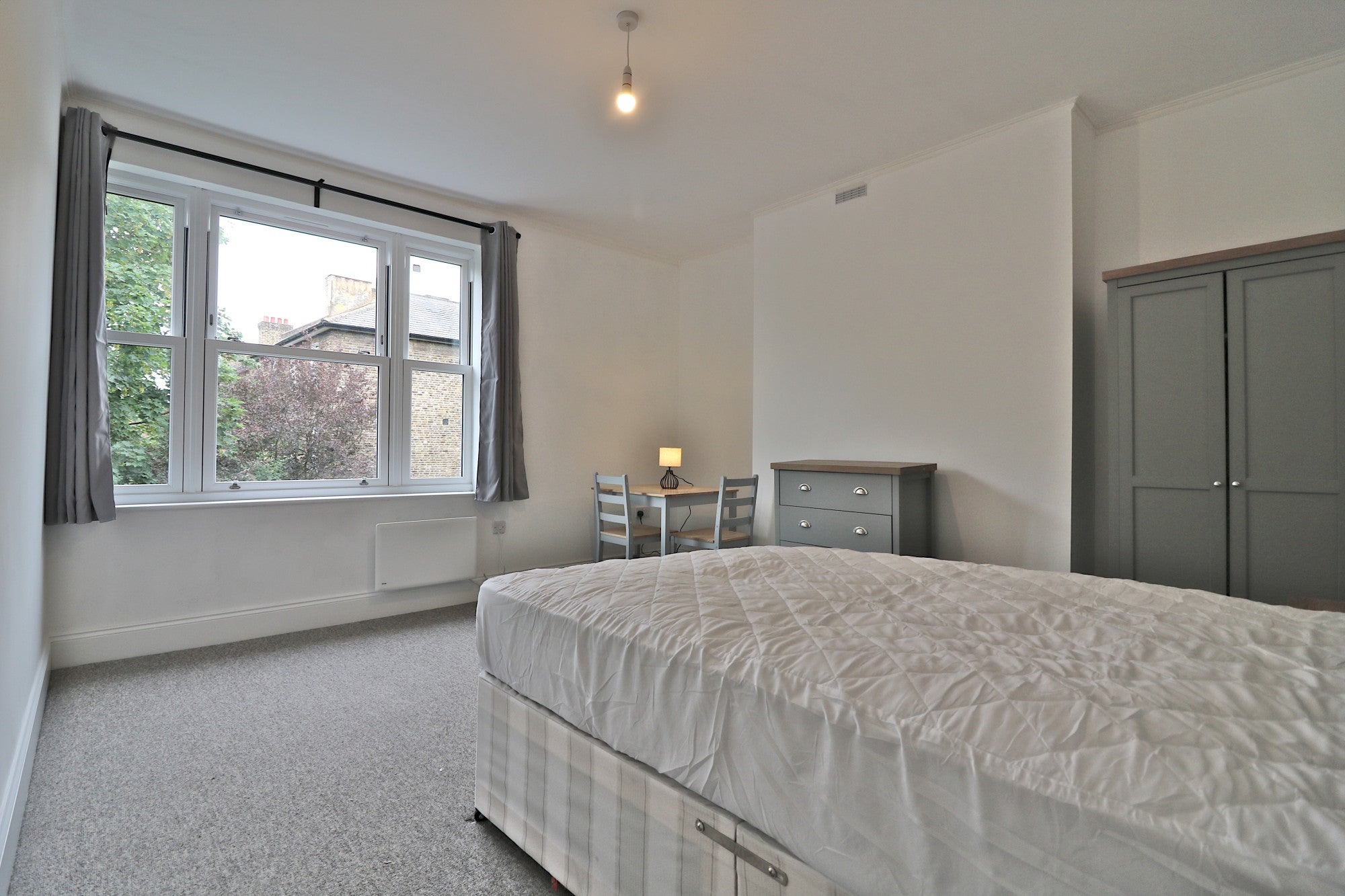Flat The Broadway in Greater London