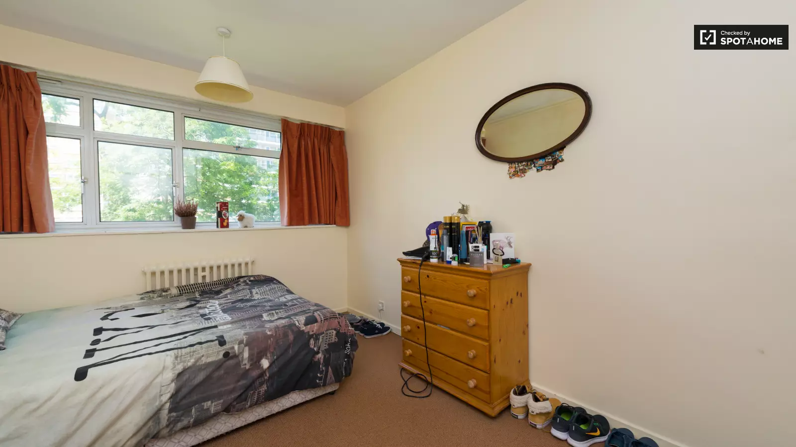 Room Glasgow Terrace in City of Westminster
