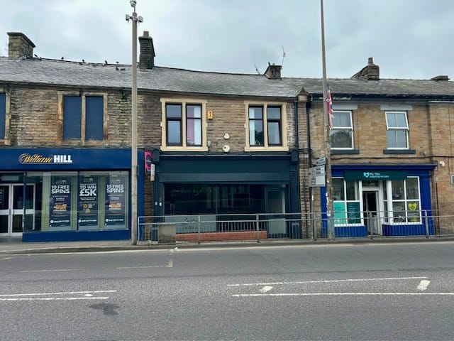 Flat Burnley Road in Padiham