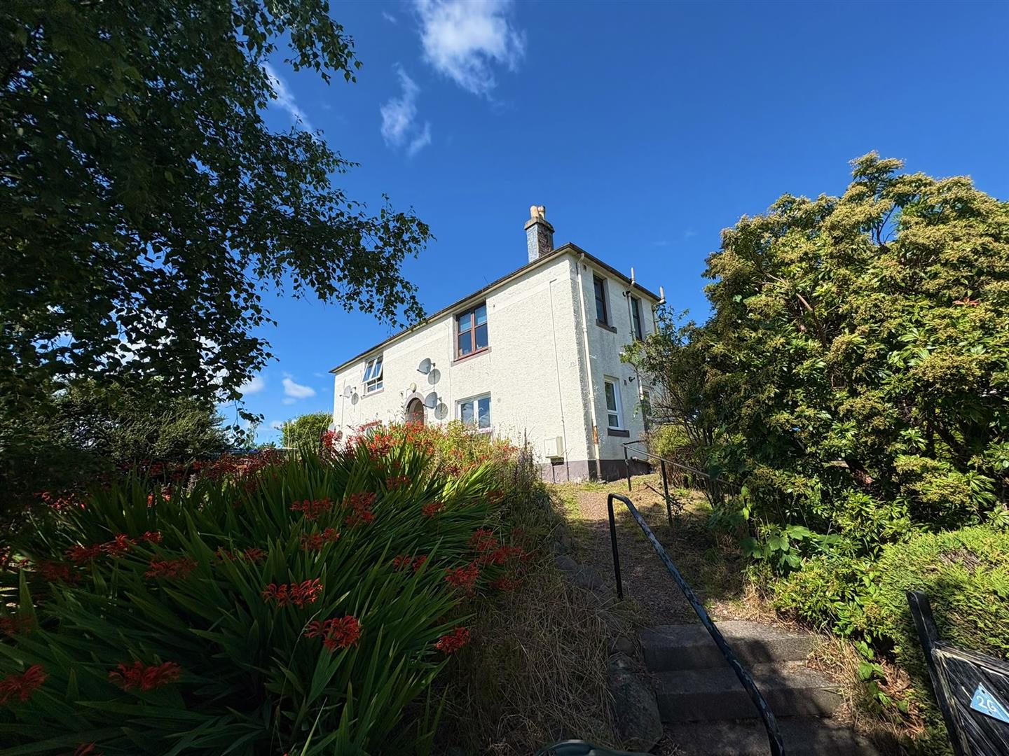 Flat Kincardine Road in Crieff