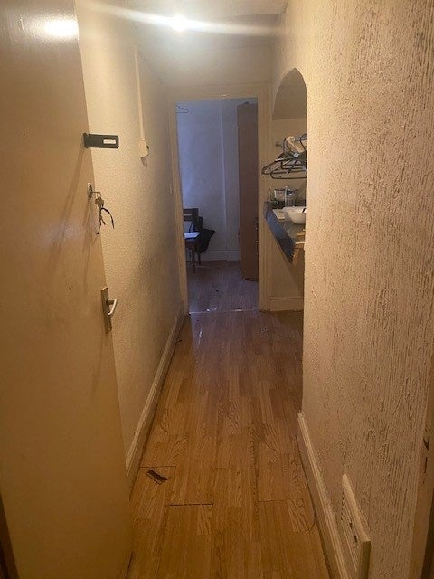 Room Berrylands Road in Greater London