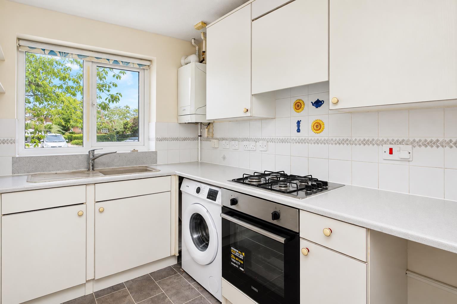 House Gaddesden Crescent in Walton