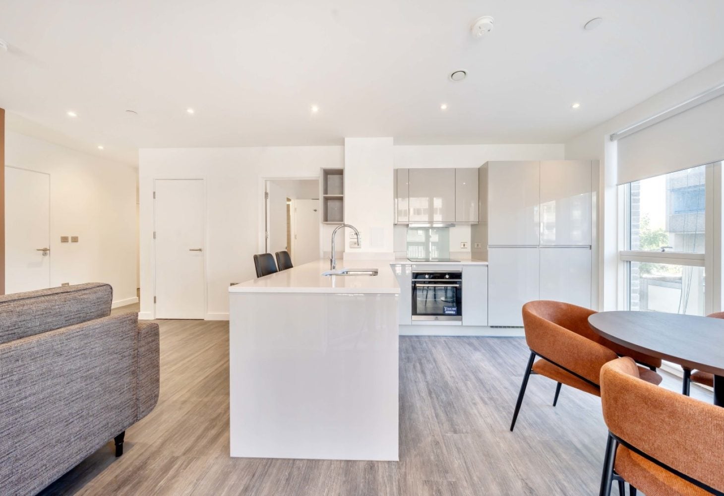 Flat Thurlow Street in Greater London