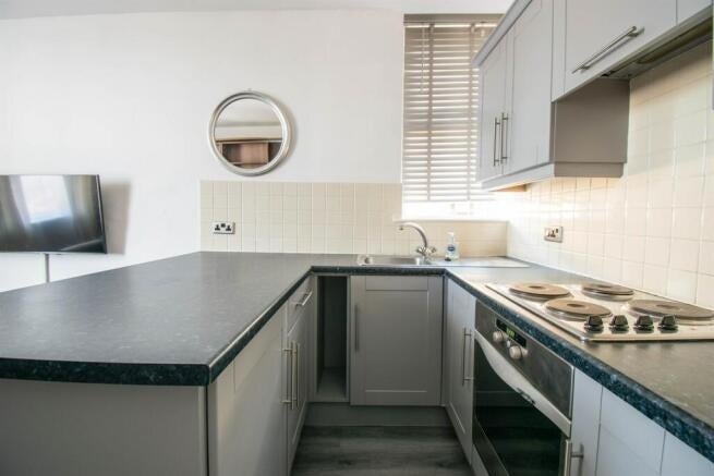 Flat Eskdale Terrace in Newcastle upon Tyne