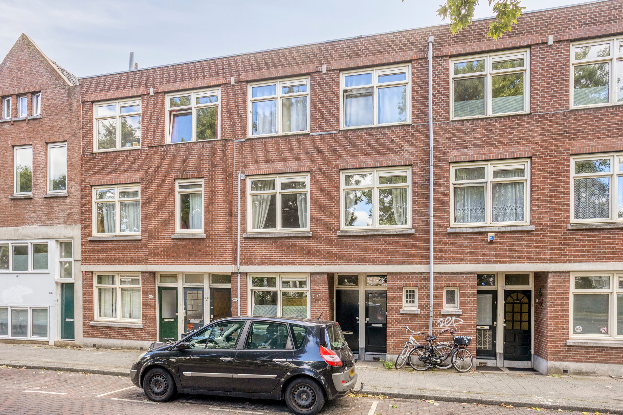 Appartement Lange Hilleweg 186 B in Rotterdam