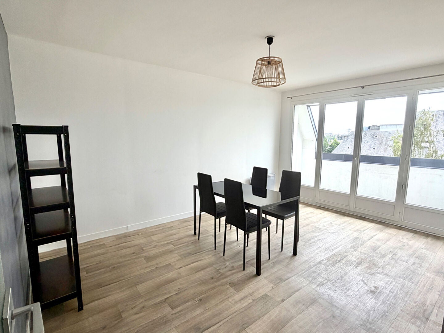 Flat Avenue Georges Clemenceau in Caen