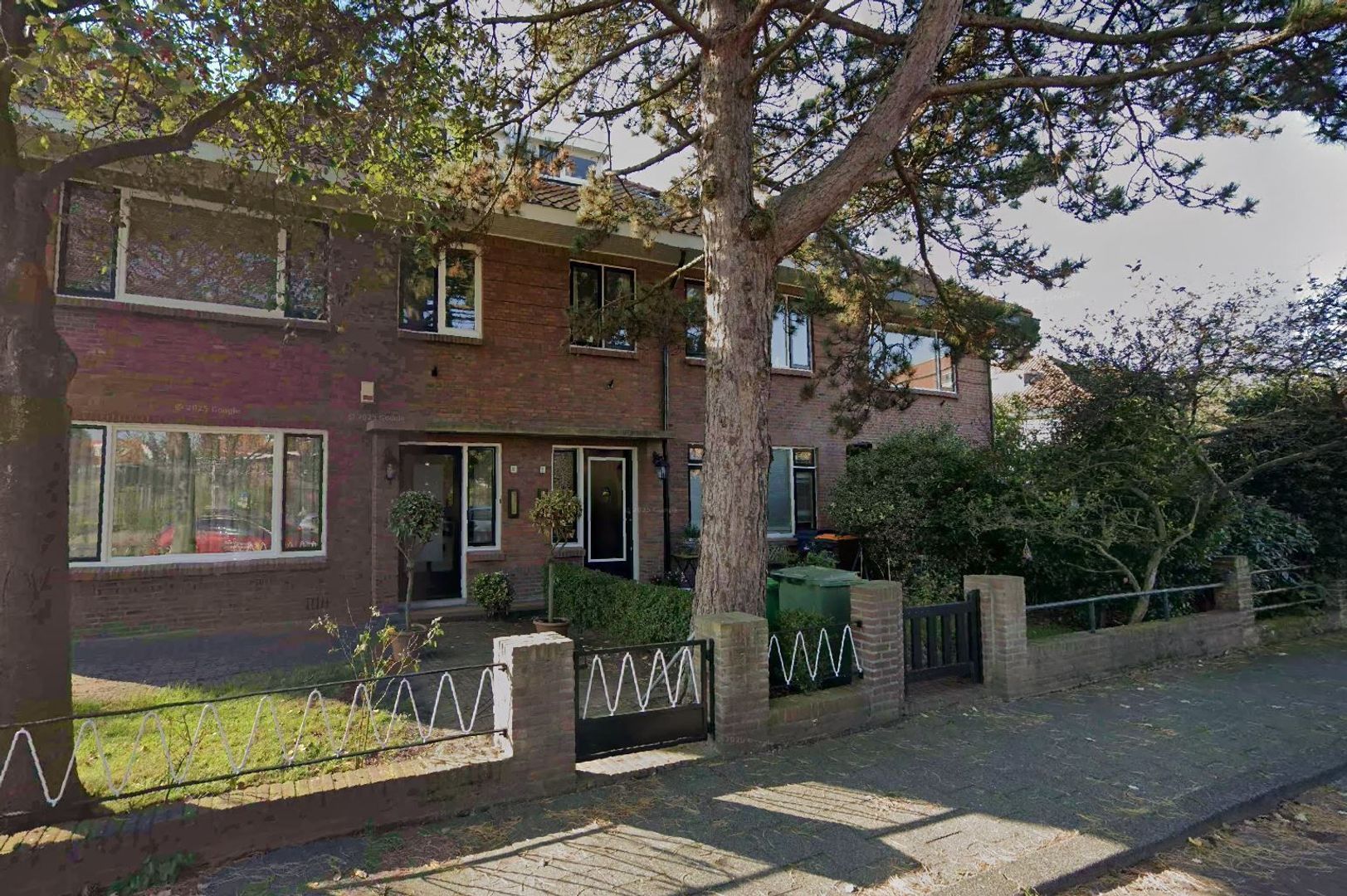 Appartement Hoenderlaan 9 in Den Haag