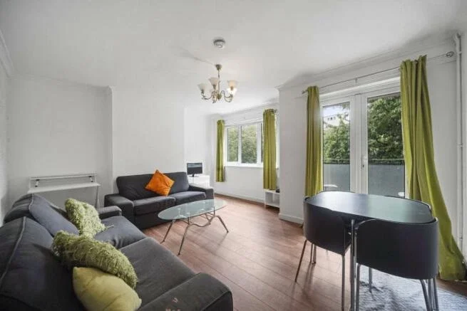 Flat Shaftesbury Street in Greater London