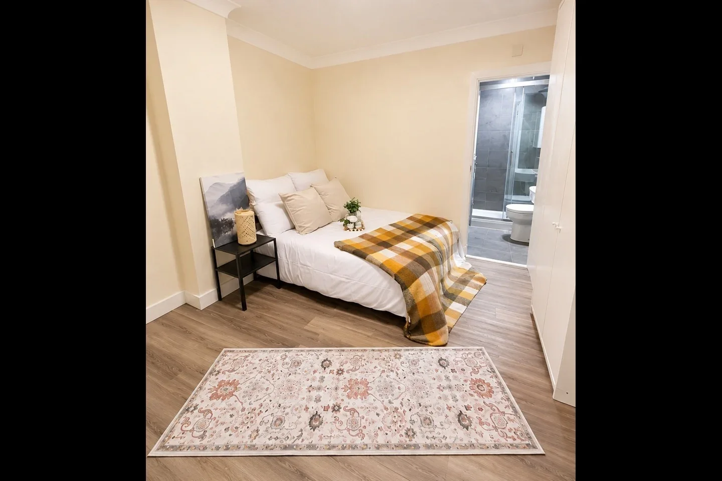 Room Northern Road in Slough