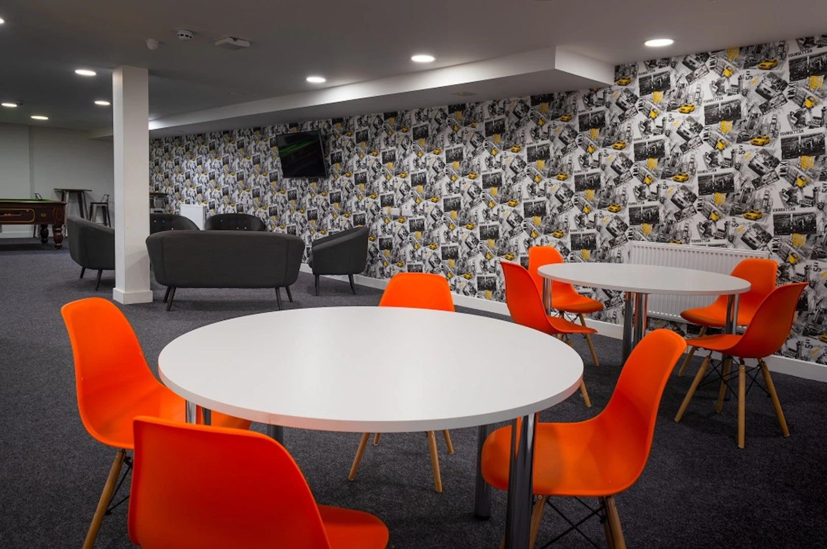 Room Russell Street in Nottingham